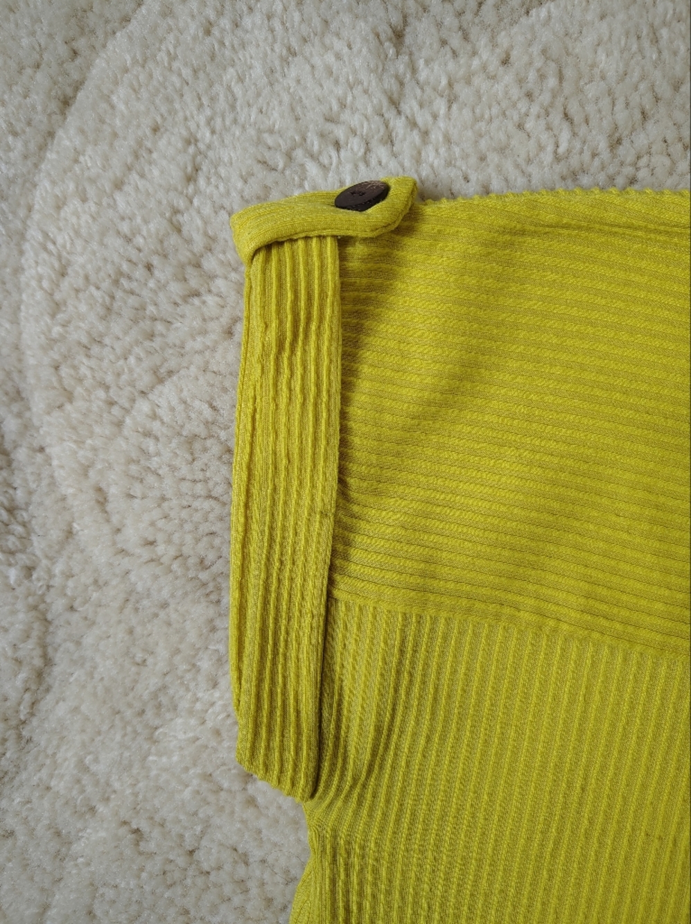 Set The Stage Women's Medium Yellow Tie Ribbed Short-sleeve Blouse - Picture 10 of 11